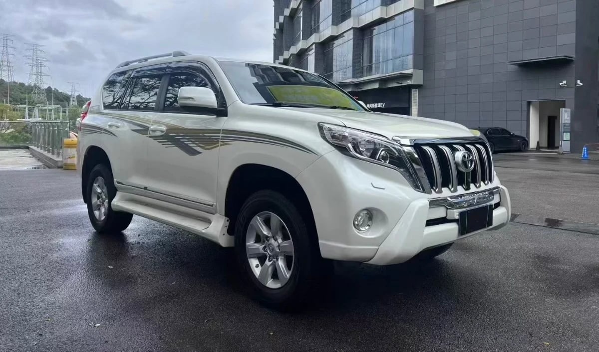 Toyota Land Cruiser Prado - L'Alliance du Luxe et du 4x4